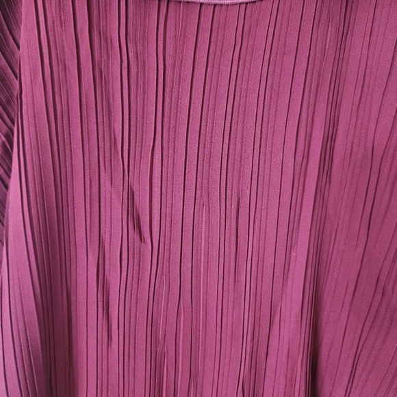 CLAUDE Ruffle Maxi Dress Small Burgundy Pleated Spaghetti Strap New with Tags - Picture 8 of 14